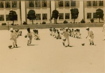 성호초등학교  체육시간 - 1971년 대표이미지